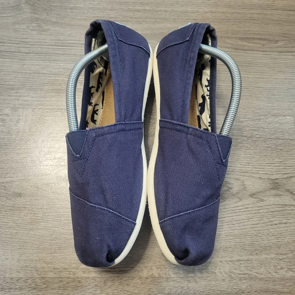 TOMS Womens Alpargata Navy Blue Canvas Slip On Loafers Shoes Size 9 Animal Print